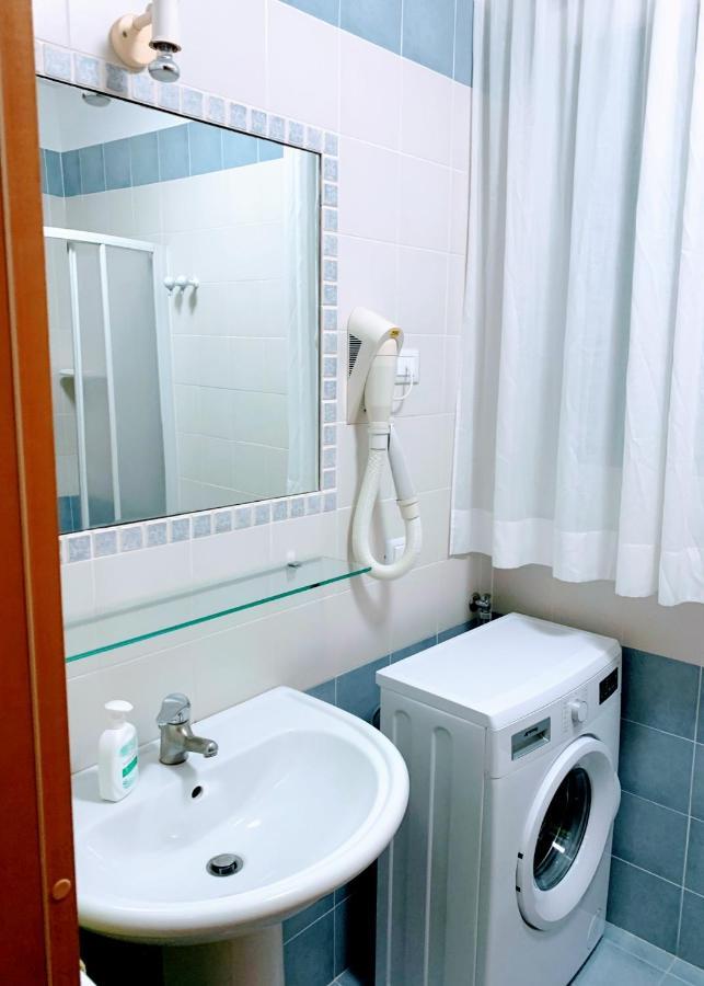 35 Mq In Centro A Caorle Apartment Luaran gambar