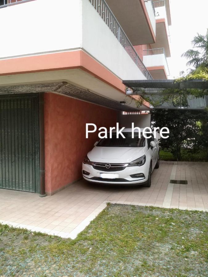 35 Mq In Centro A Caorle Apartment Luaran gambar